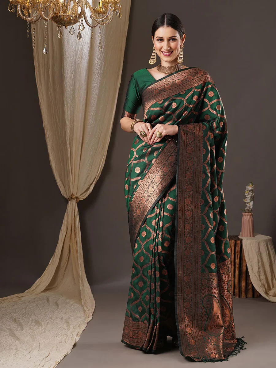 Woven Kanjivaram Art Silk, Pure Silk Saree  (Green)