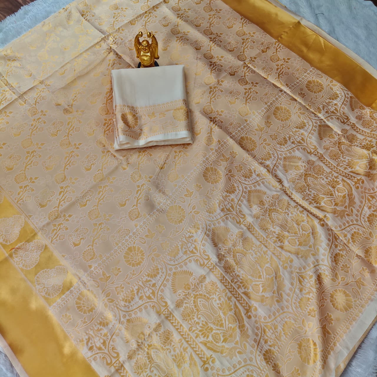 Abhisarika Sensational Sarees
