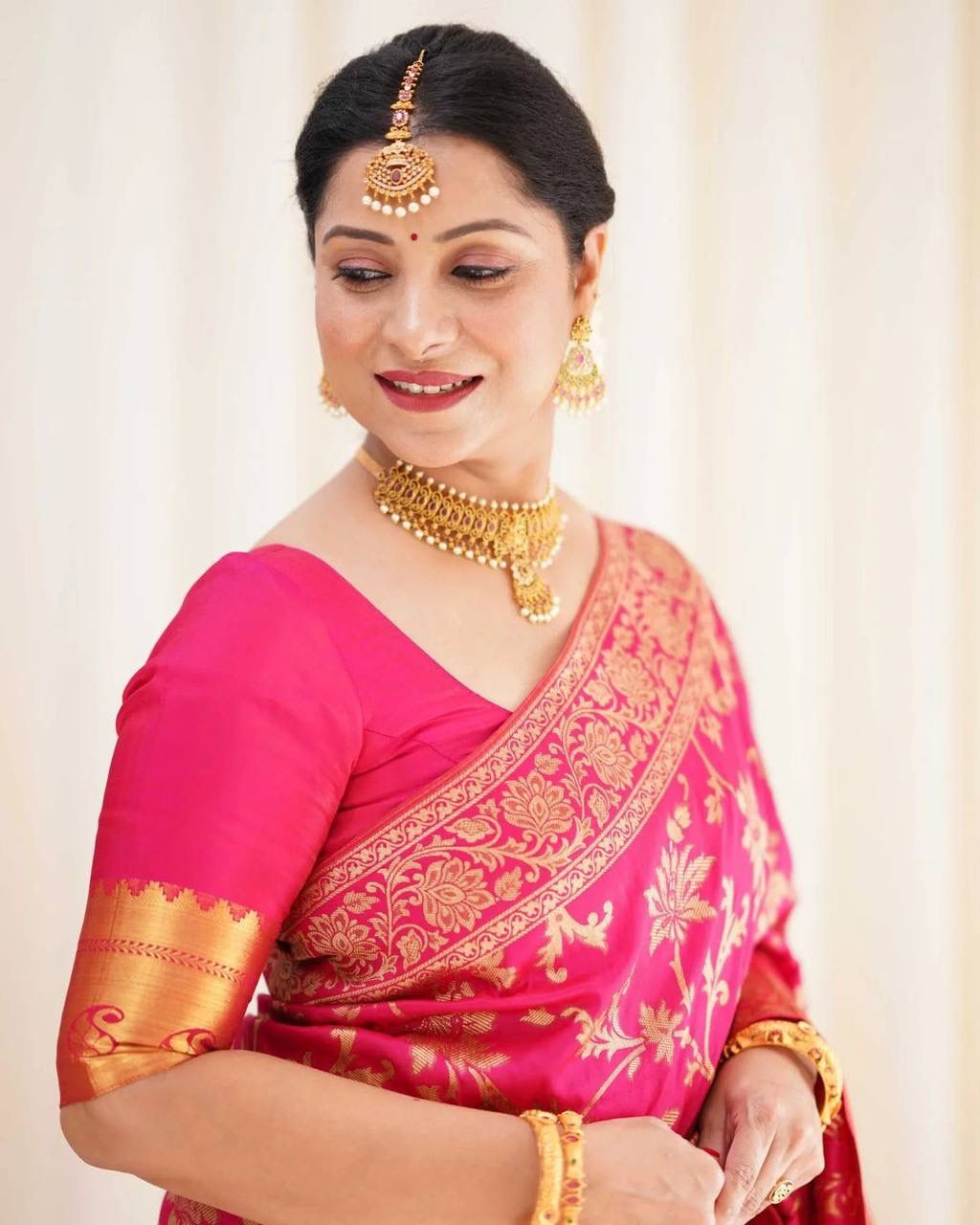 Beautiful Kanjeevar Saree with Blouse Piece for Women