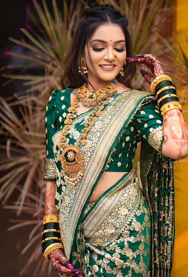 Checkered Bollywood Jacquard, Art Silk Saree (Green)