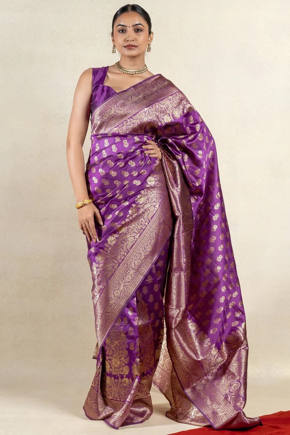 Ethnic Motif Zari Woven Saree with Blouse