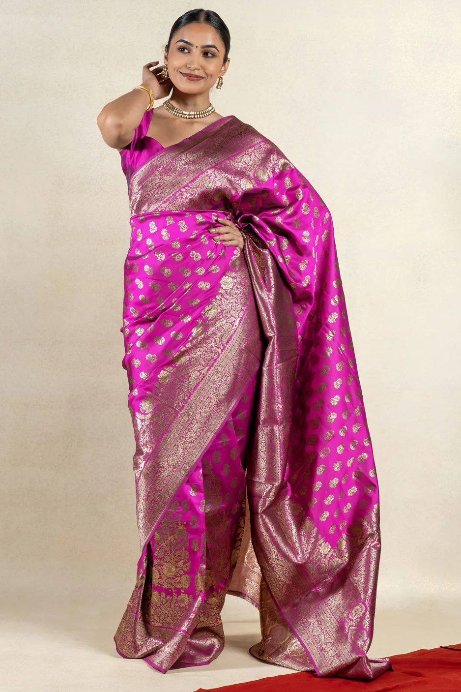 Ethnic Motif Zari Woven Saree with Blouse