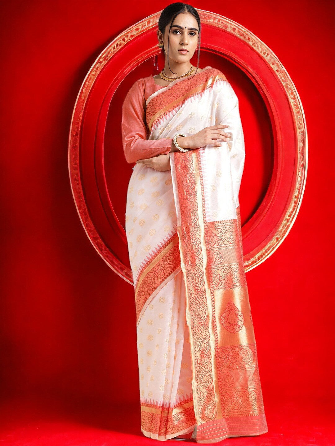 Floral Woven Design Zari Kanjeevaram Saree