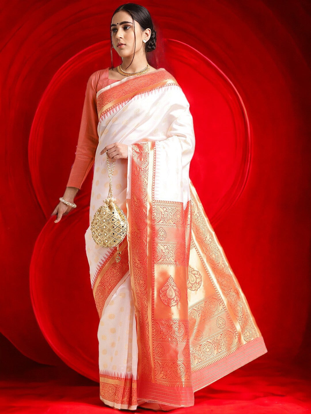 Floral Woven Design Zari Kanjeevaram Saree
