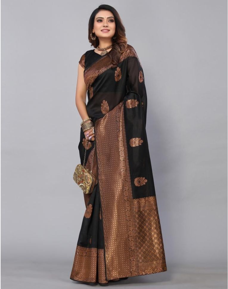 Having Jacquard Silk Fabric With Unstitched Blouse Piece