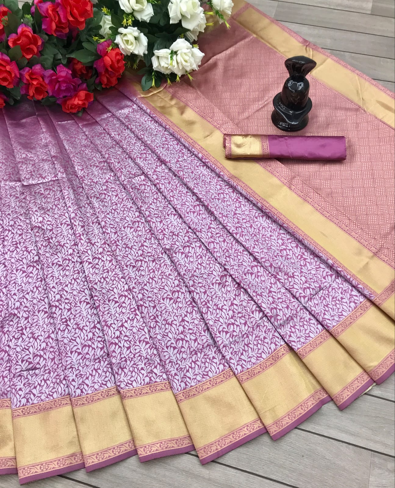 Lichi Silk Beautiful Rich Pallu With Jacquard Work Saree