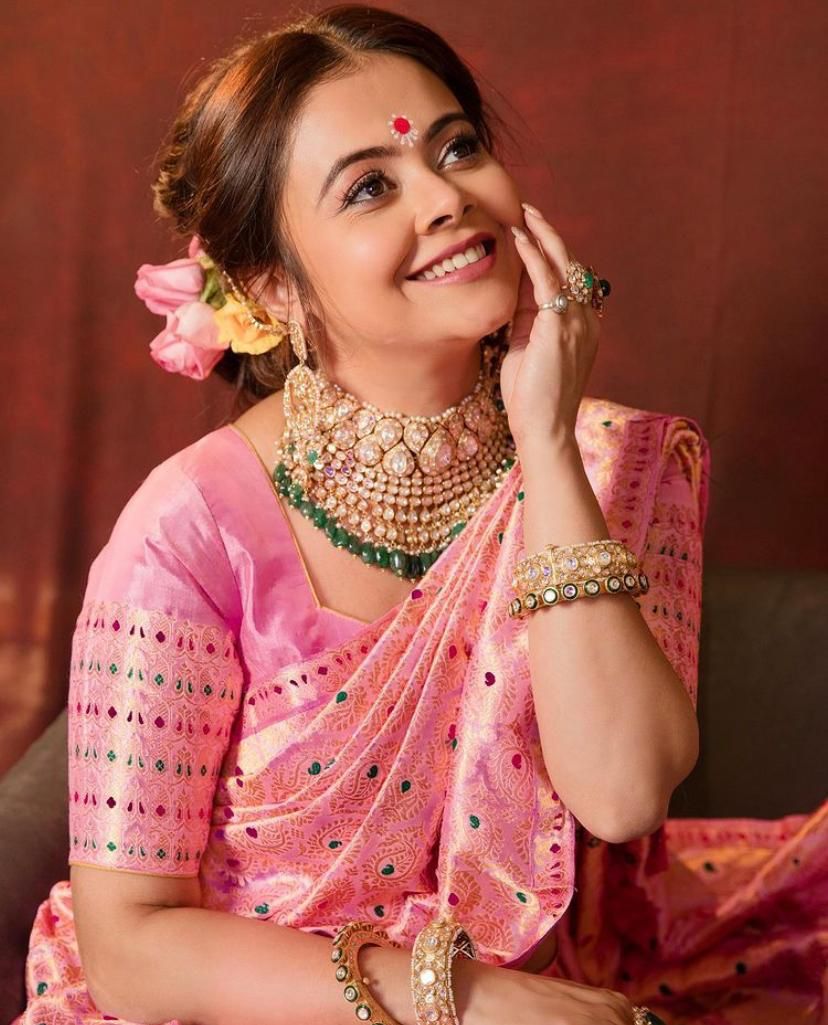 NEW PINK SAREE FOR WOMAN