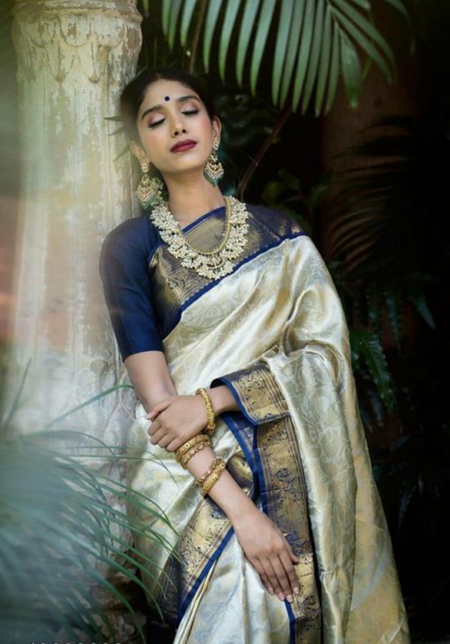 Paisley Banarasi Jacquard Saree  (Cream)