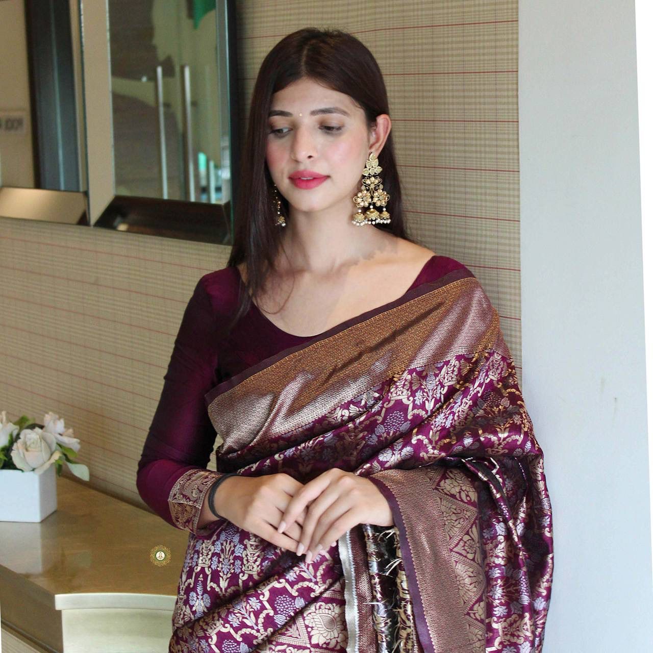 Printed Bollywood Georgette Saree  (Purple)