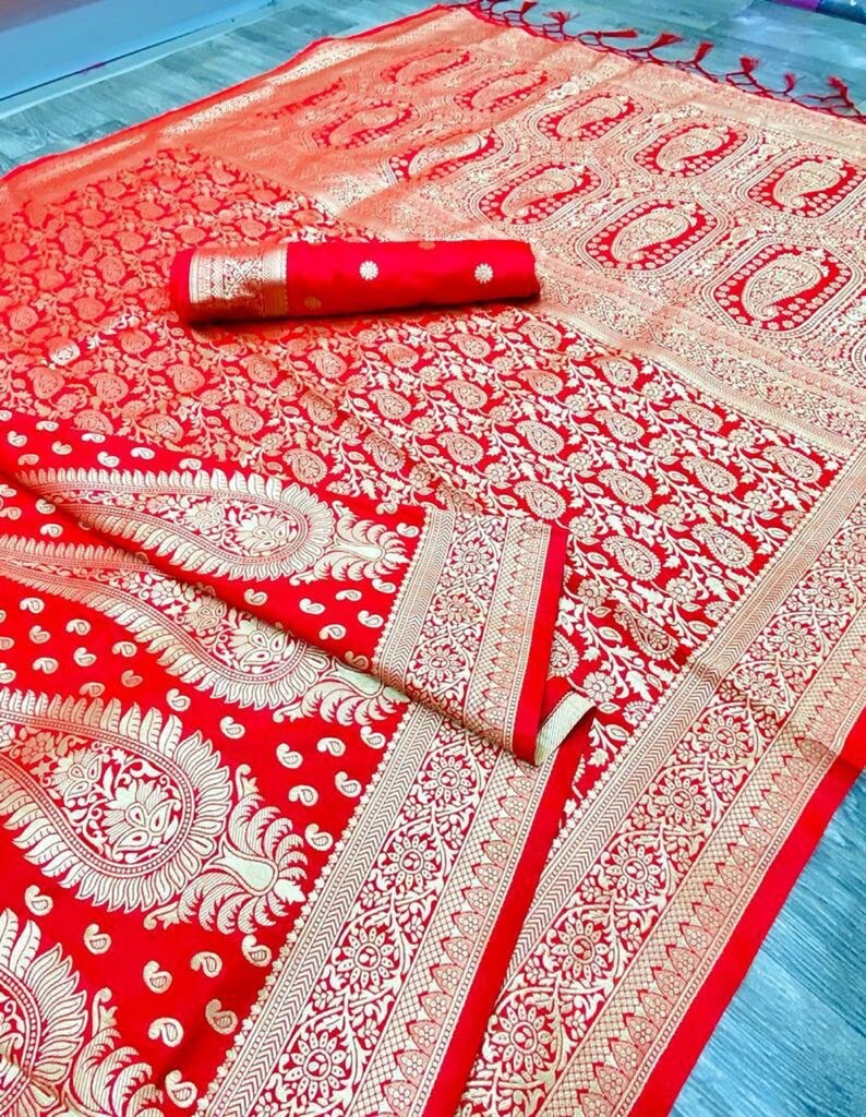 Self Design, Woven Kanjivaram Jacquard Saree (Red)