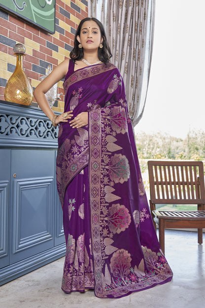 Woven Design Silk Blend Banarasi Saree