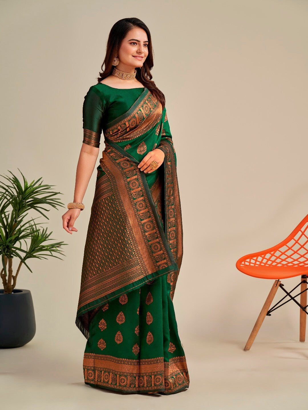 Tradional Partyware Banarasi Silk Saree With Blause
