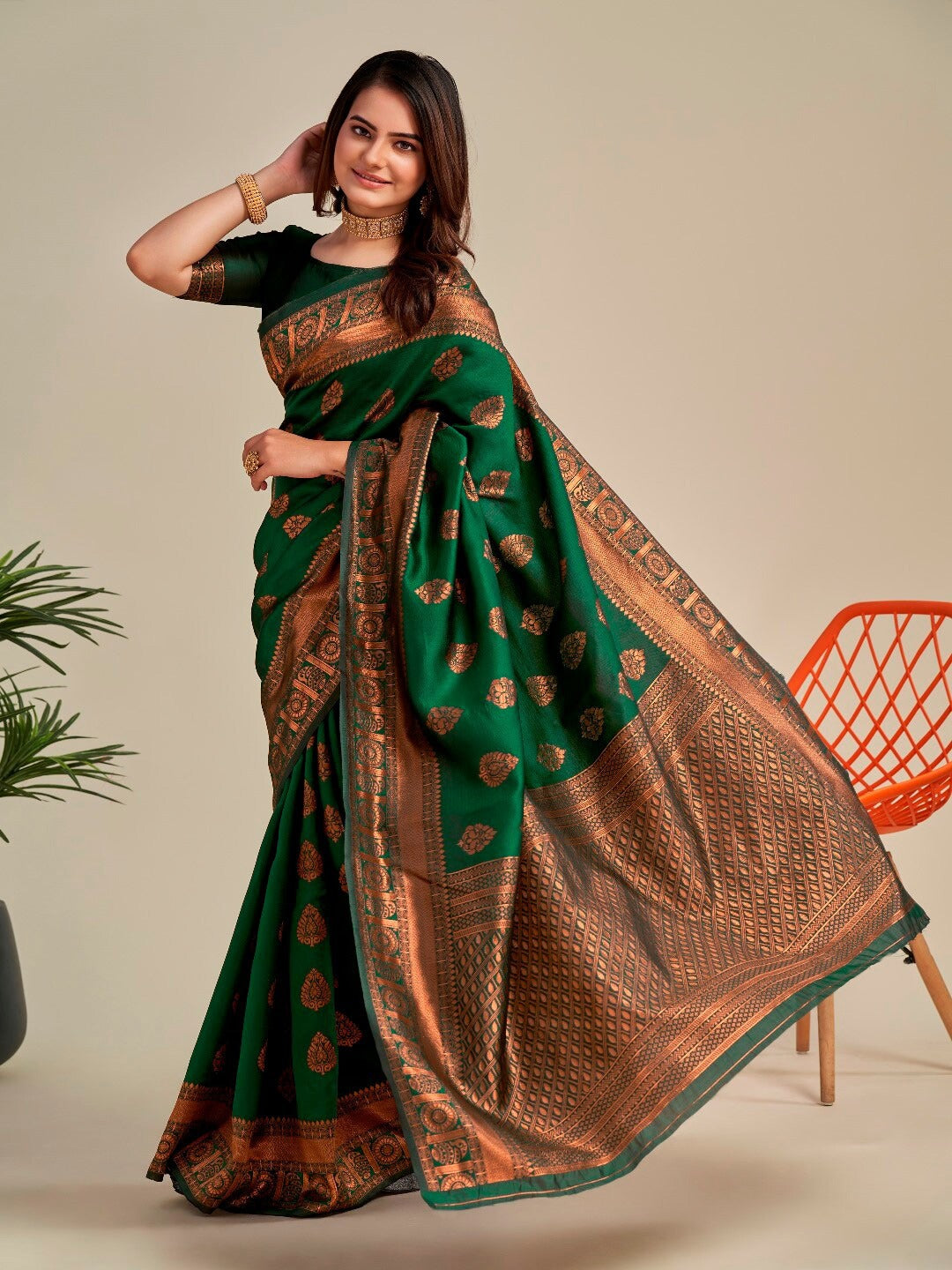 Tradional Partyware Banarasi Silk Saree With Blause