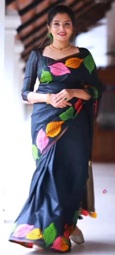 Women's Soft Silk Saree With Unstitched Blouse Piece
