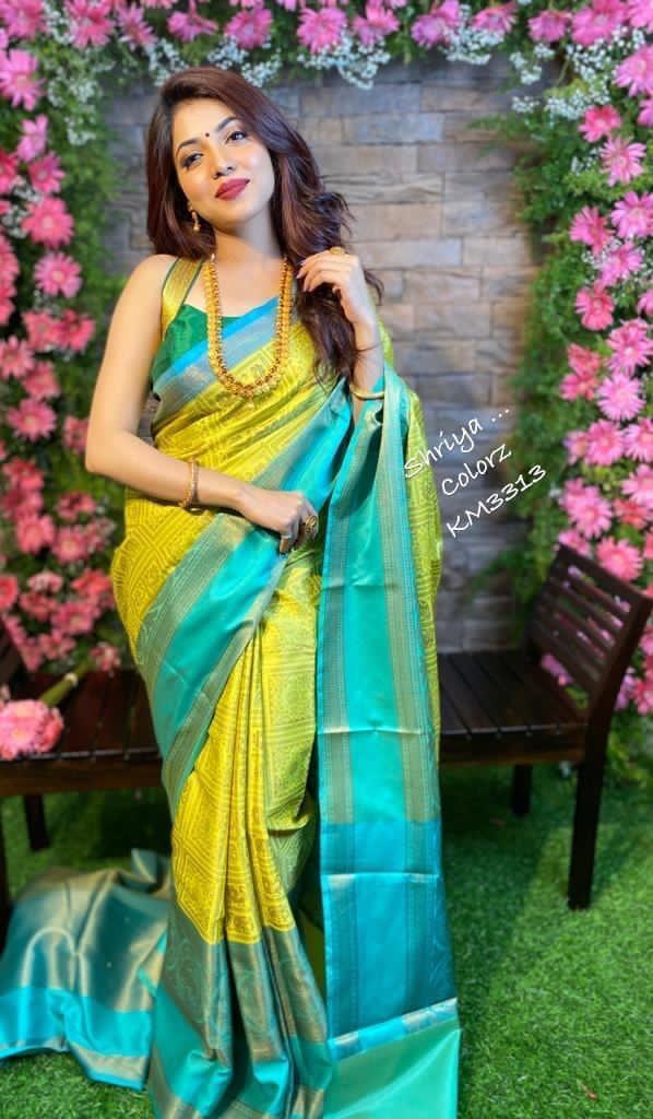 Woven Kanjivaram Art Silk Saree  (Yellow)