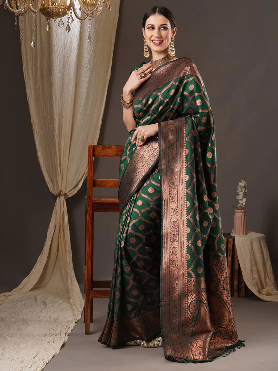 Woven Kanjivaram Art Silk, Pure Silk Saree  (Green)