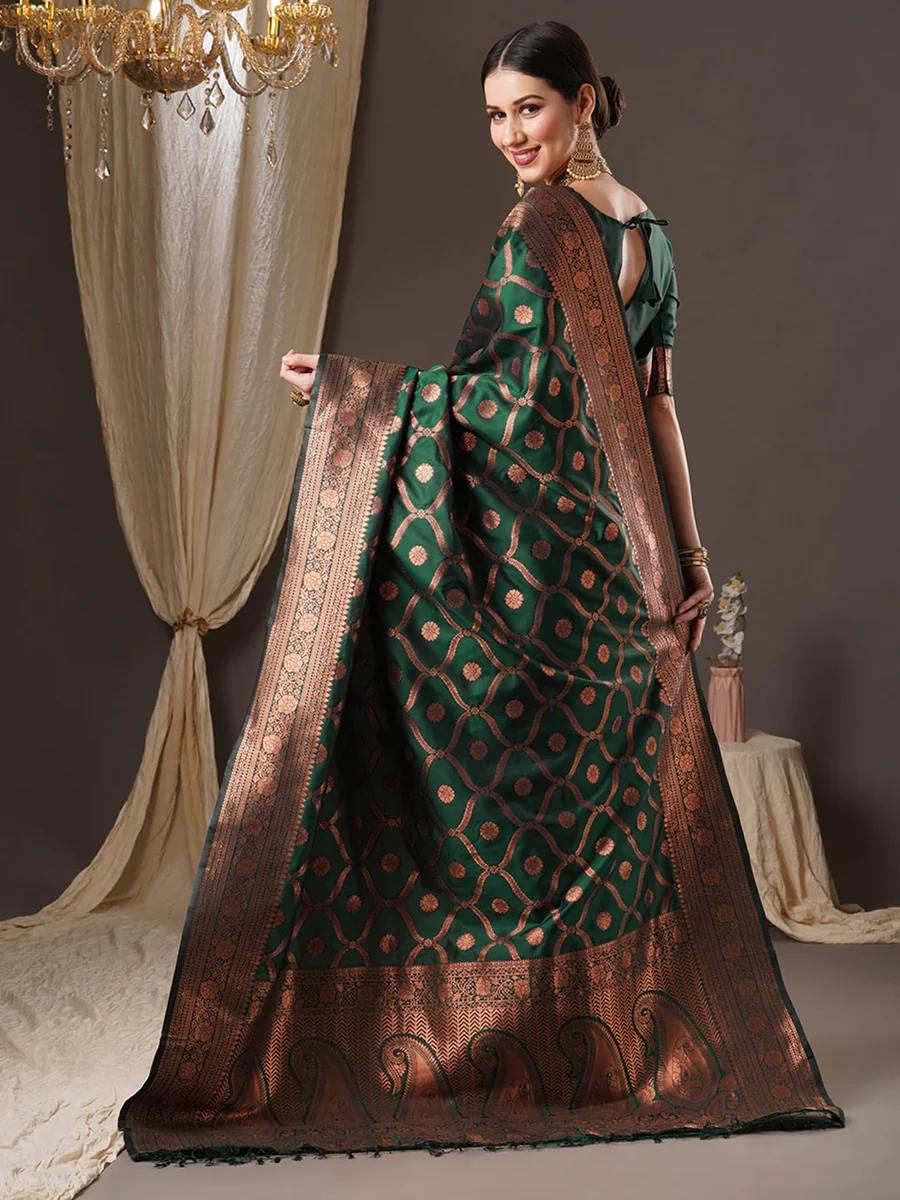 Woven Kanjivaram Art Silk, Pure Silk Saree  (Green)