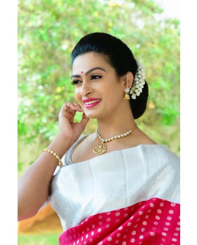 Woven Kanjivaram Pure Silk Saree (Pink)
