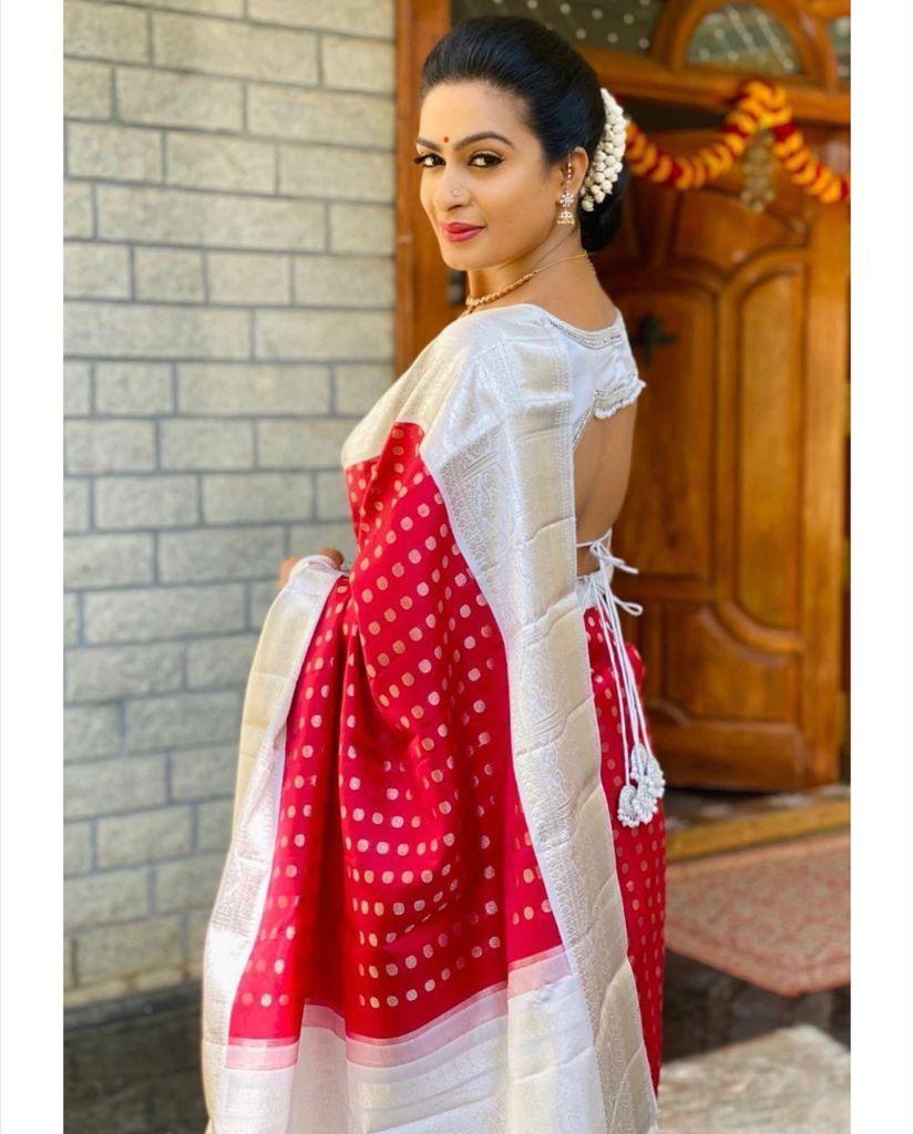 Woven Kanjivaram Pure Silk Saree (Pink)