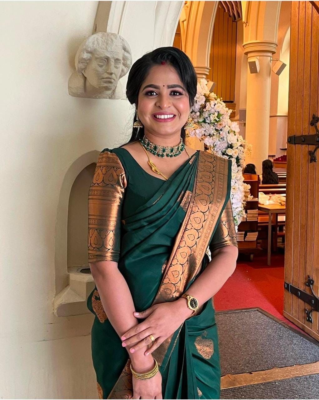 Woven Kanjivaram Pure Silk, Art Silk Saree  (Green)