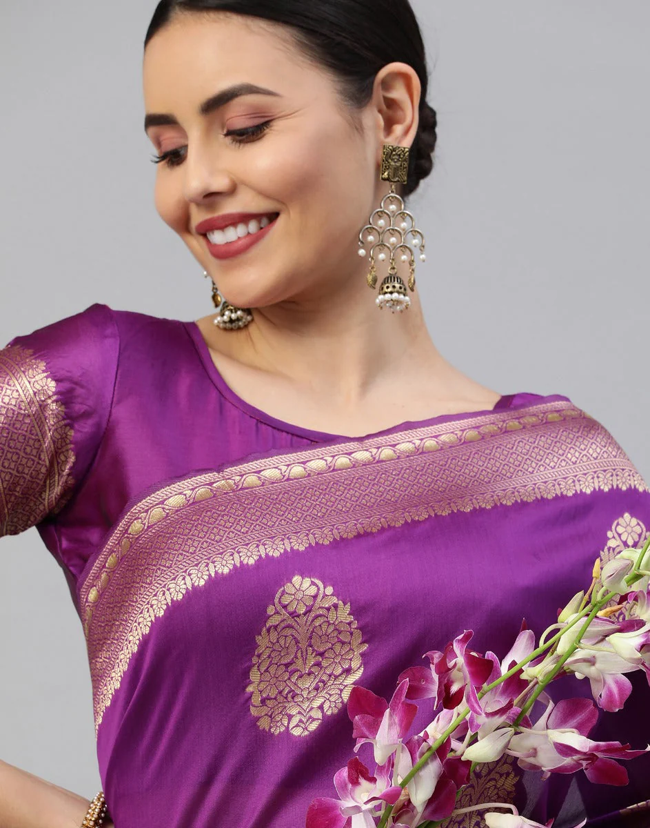 Woven Kanjivaram Silk Blend Saree  (Purple)