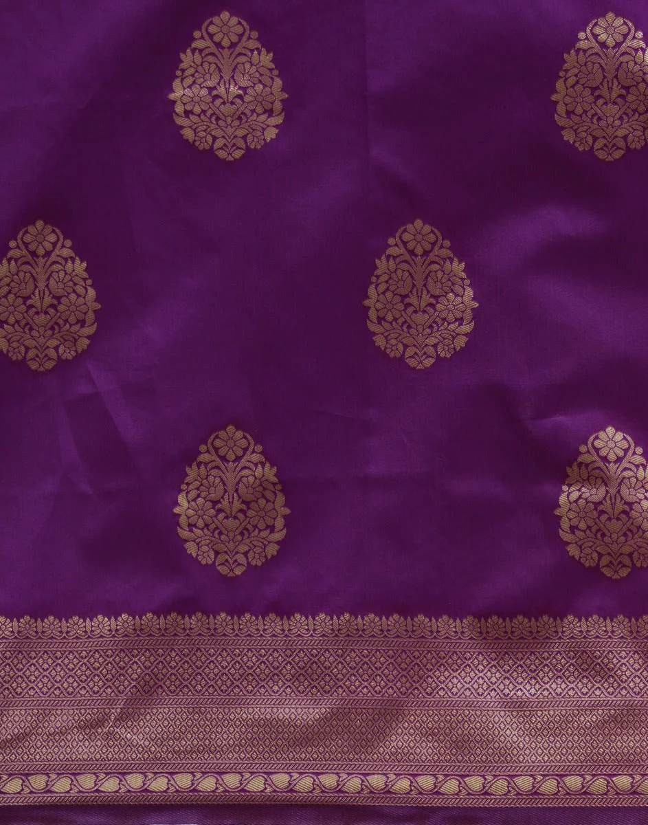 Woven Kanjivaram Silk Blend Saree  (Purple)