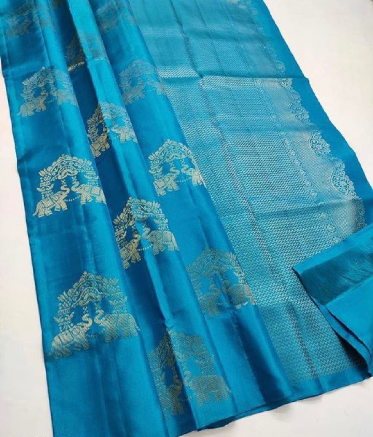 Woven Banarasi Pure Silk Saree (Green)