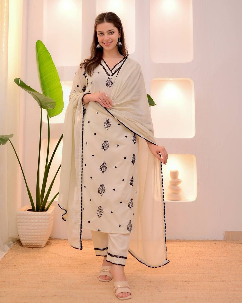 Roman Silk Kurta Pant with Embroidery & Georgette Dupatta – 3 Piece Set